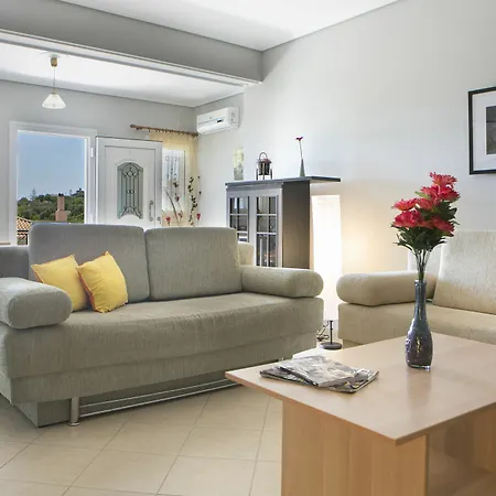 Evi's Gardens Appartement